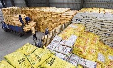 化肥銷售 暴利還是微利？老農揭開中間商的真實收益面紗