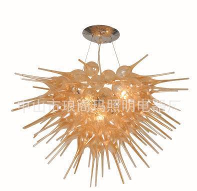 現代吹制玻璃吊燈特價銷售——點亮家居藝術之美